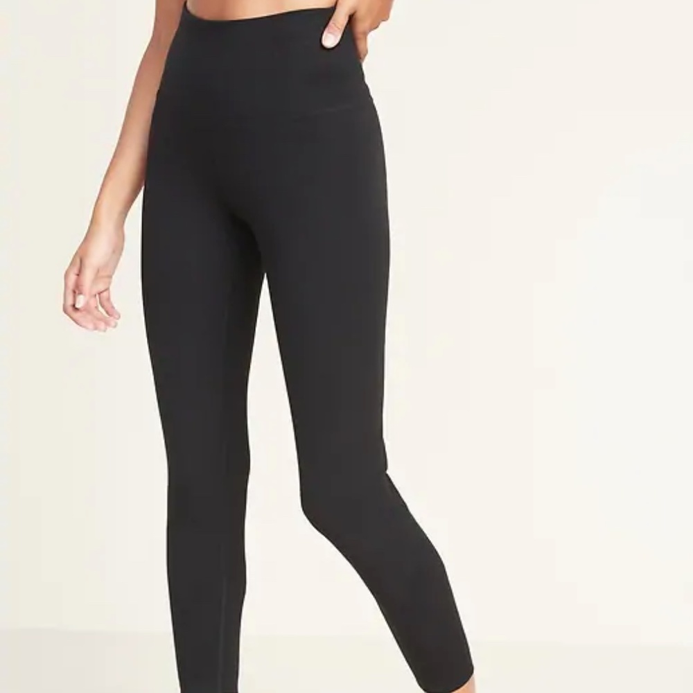 Old Navy Active Black Balance Legging | Size: M